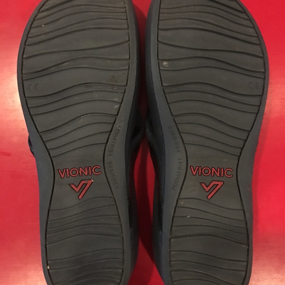 Vionic Sandals - Picture 3 of 3